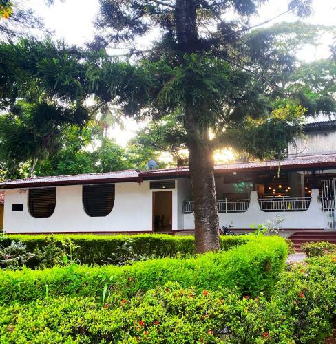 Hotel Thanayama Monaragala