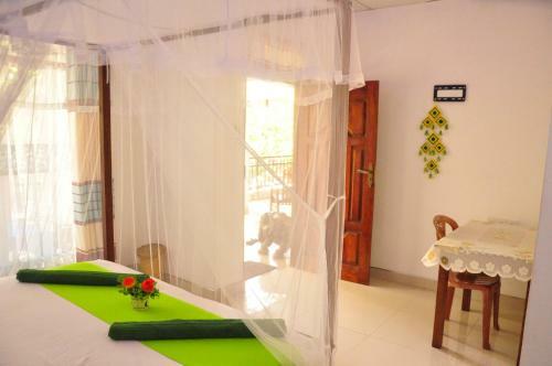 Hotel Arunalu Guest House