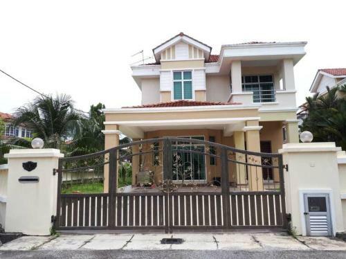 Luxury 4 Designed Bedrooms Bungalow# 100mbps Unifi