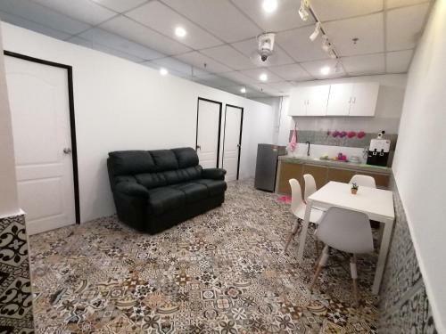 Fastbook Ferringhi Home
