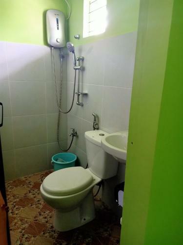 Hostal Alona Guest House