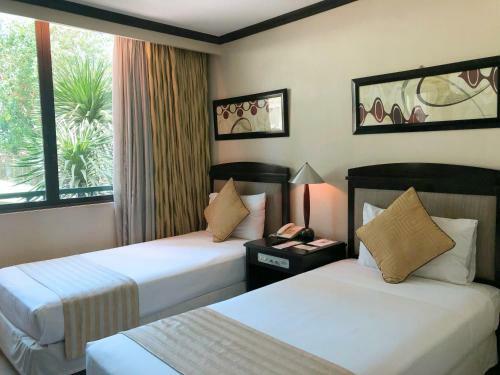 Tower Inn Makati Business Hotel
