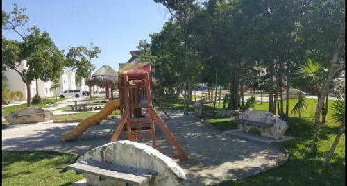 Apartamento Zumed Beach - Auto En Renta Disponible