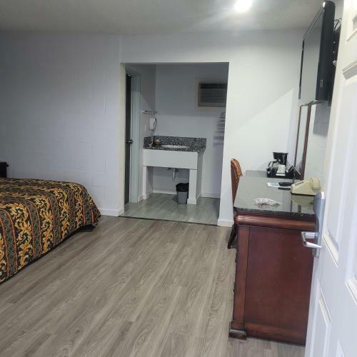 Hotel Economy Inn