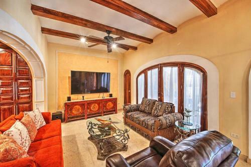 Hacienda Tropical