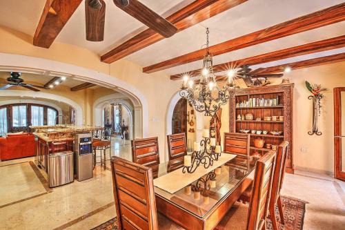 Hacienda Tropical