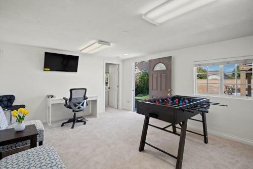 Sweety Villa In California With Bbq In Garden