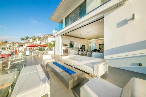 Huntington Harbour Opulence