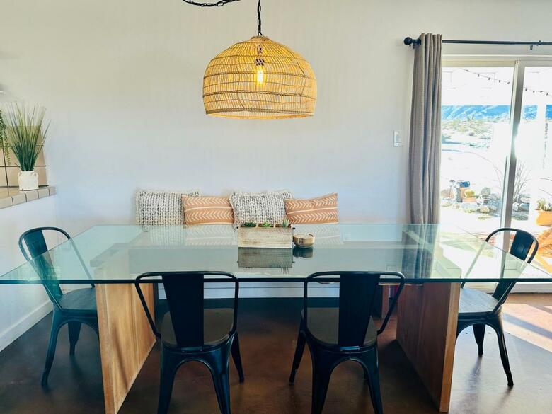 Ravens Nest Ranch, Fire Pit , Views, Near Jt Park!