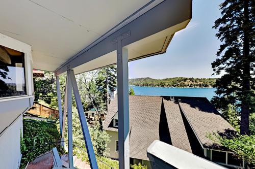 Spectacular Lake Front Home
