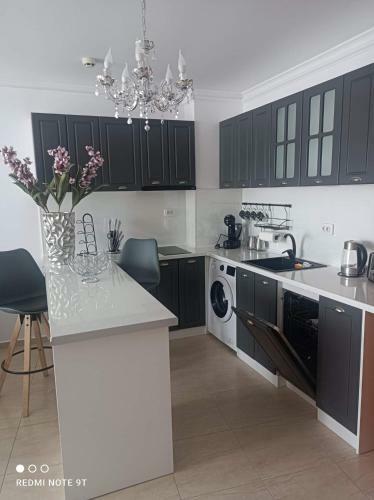 Diamond Apart Complex Deluxe One Bedroom Apartment