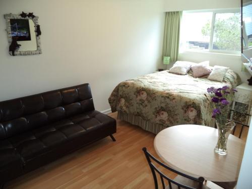 Bed & Breakfast Enchanted Rainforest Guesthouse