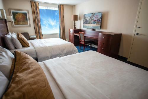 Posada West Edmonton Mall Inn