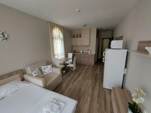 Apartamento Charming Studio In A Complex With A Pool
