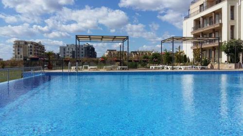 Apartamento Charming Studio In A Complex With A Pool