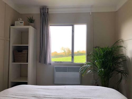 Stunning 1-bed Cottage In Bridport