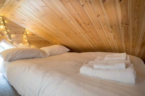 Private Cabin A Romantic And Secret Hideaway