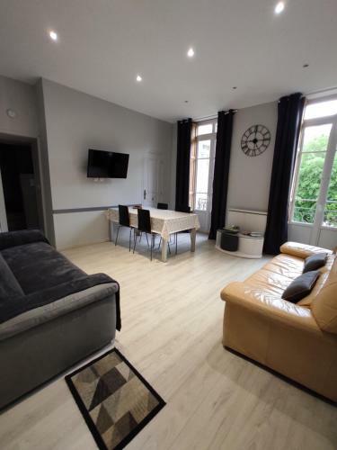 Apartamento Agr�able T2 Au Centre De Luchon