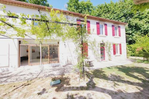Nice Family Villa With Garden
