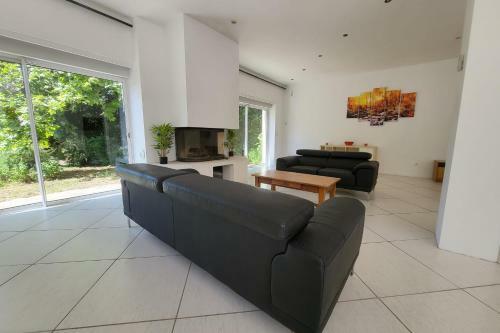 Nice Family Villa With Garden