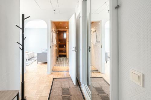 Bright Ground Floor Apartment With Sauna