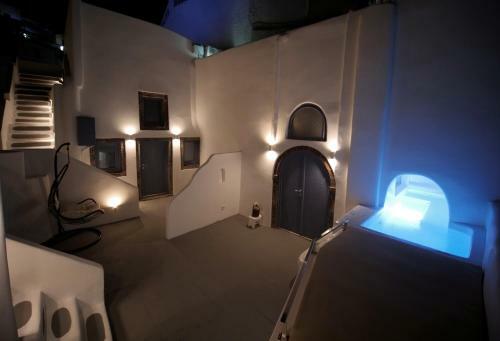 Villa Oinos Luxury Suites