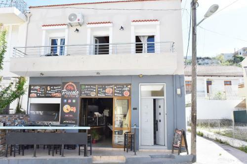 Manolia Apartment