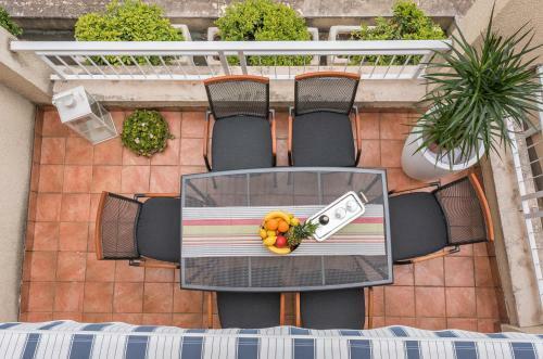 Apartment Andor Makarska