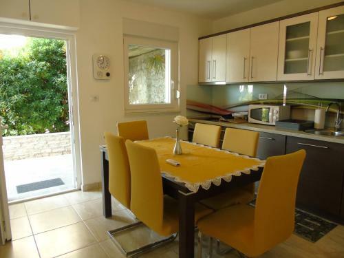 Apartment Ella, Opatija