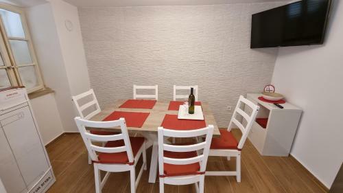 Apartamento Old Town Summer Vibes