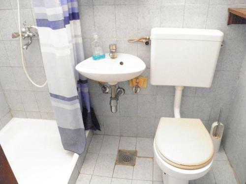 Apartments Depo Lunjski Put