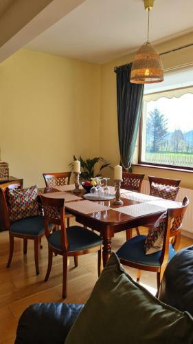 Yellow Heights Country House