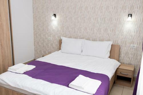 Hostal Marconi Guesthouse