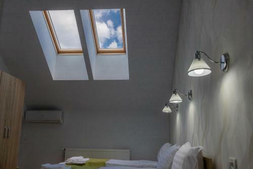 Hostal Marconi Guesthouse