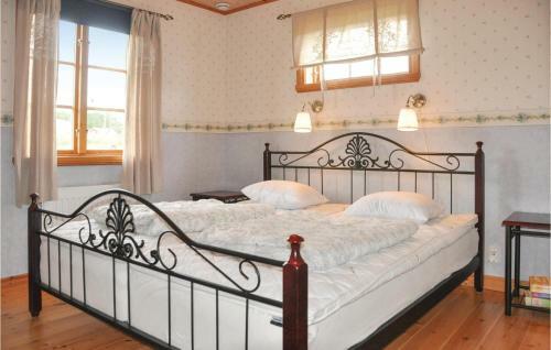 Stunning Home In Gunnarskog W/ 2 Bedrooms