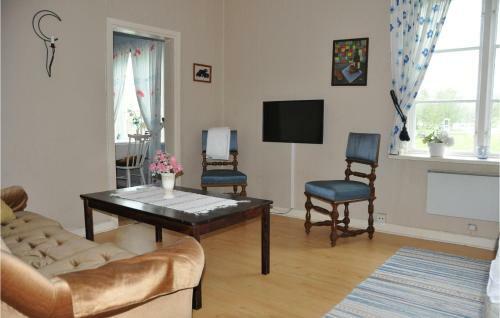 Amazing Apartment In Sax�n With 1 Bedrooms