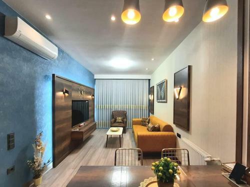 Cosy 1+1 Apartment In Mezitli
