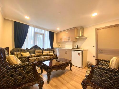 Caykent Suites Deluxe Hotel