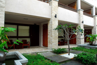 Hotel Weekender Resort & Spa