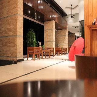 Hotel Weekender Resort & Spa