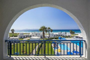 Hotel Aeolos Beach