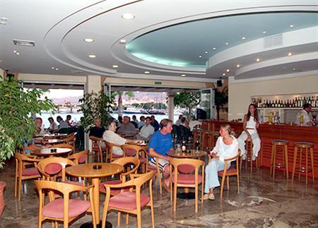 Hotel Astron