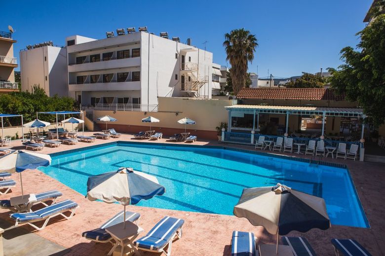 Oscar Hotel & Apartments