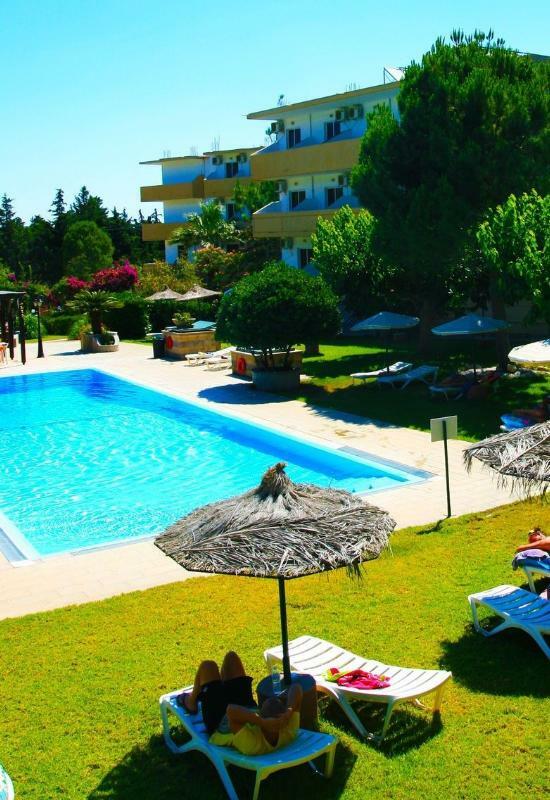 Apartamentos Achousa Studios