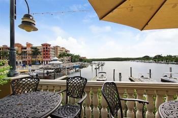 Hotel Bayfront Inn On Fifth