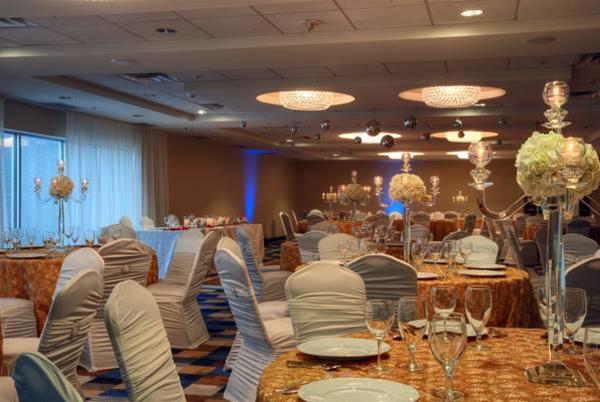 Hotel Holiday Inn Select Downtown