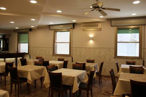 Hotel Mora