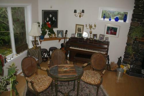 Belle Vue Bed And Breakfast