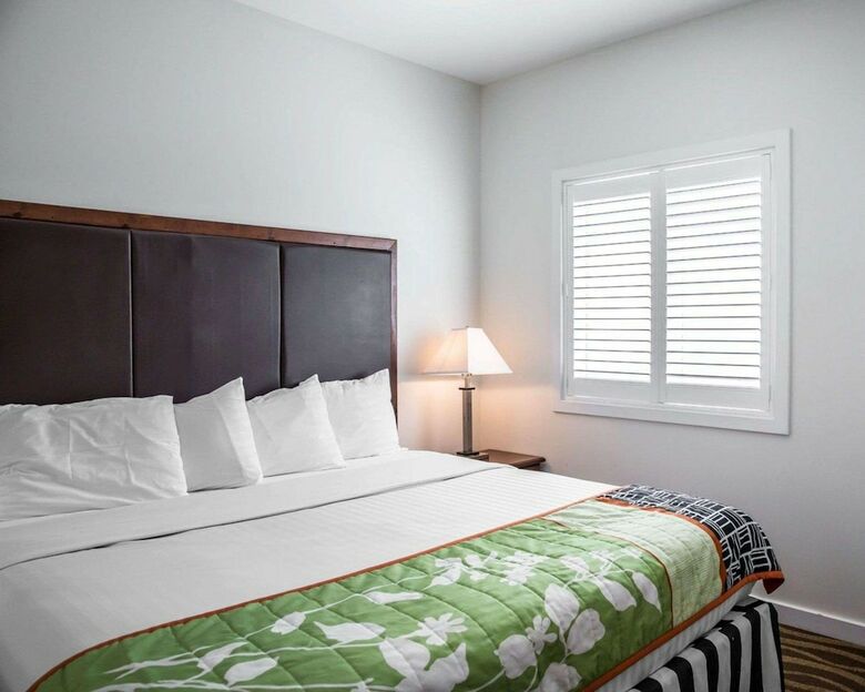 Island Inn & Suites, An Ascend Hotel Collection Member