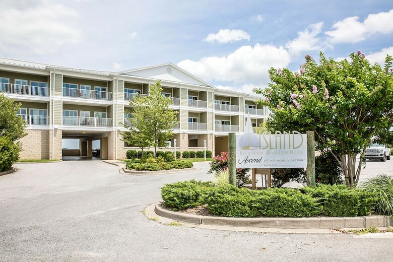 Island Inn & Suites, An Ascend Hotel Collection Member
